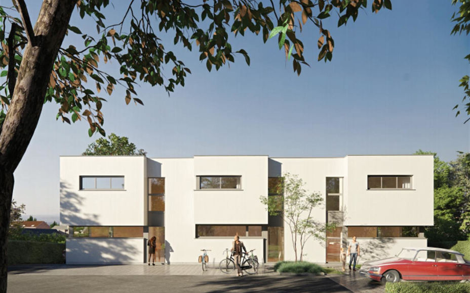 Nieuw te bouwen woningen in doodlopende straat in residentiële wijk ! Deze woningen bevinden zich in het centrum van Asse nabij alle faciliteiten. De woningen beschikken over een voortuin, terras en tuin aan de achtergevel van de woning. Er wordt gebouwd