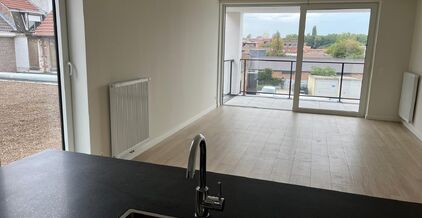 LEEMANS immobiliën propose à la location l'appartement suivant, nouvellement construit, situé à dans le centre d'Asse / côté Gildehof.

Vous cherchez un appartement spacieux et agréable à quelques pas de l'église (50m), du marché (250m), des caf