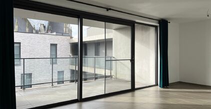 LEEMANS IMMOBILIËN biedt volgend nieuwbouwappartement te huur aan, gelegen op een toplocatie nabij het centrum van Asse.  

Op zoek naar een zéér gezellig appartement op wandelafstand van de Sint-Martinuskerk, de markt van Asse en de winkelstraten? 

D