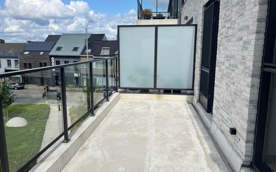 LEEMANS IMMOBILIEN propose à la location l'appartement suivant, nouvellement construit, situé sur un emplacement de choix dans le centre d'Asse / côté église. 

Vous êtes à la recherche d'un appartement très confortable à quelques pas de l'églis