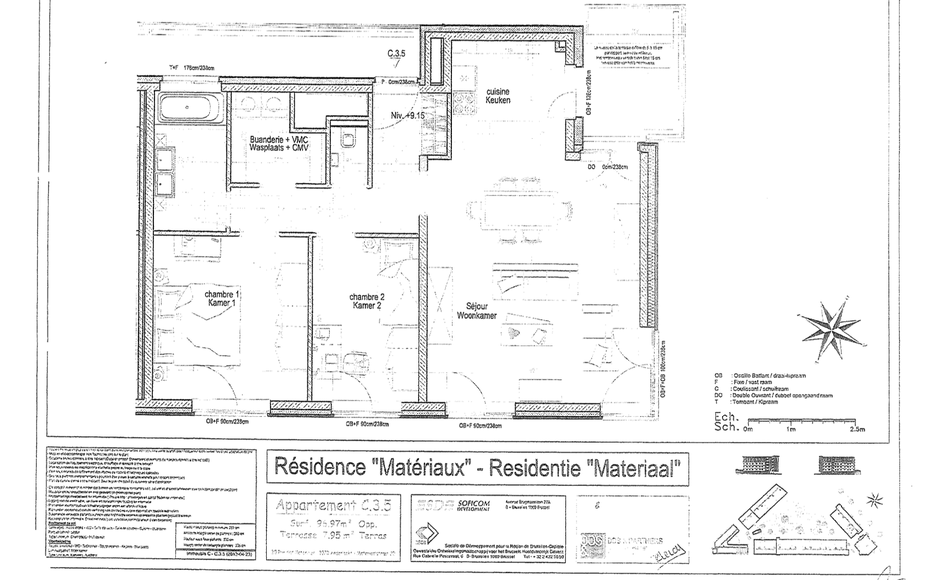 Leemans Real Estate vous propose cet appartement écoénergétique offrant une vue imprenable sur Bruxelles.Grâce à sa situation centrale, commerces, crèches, écoles, installations sportives et transports en commun sont accessibles à pied. L'appartem