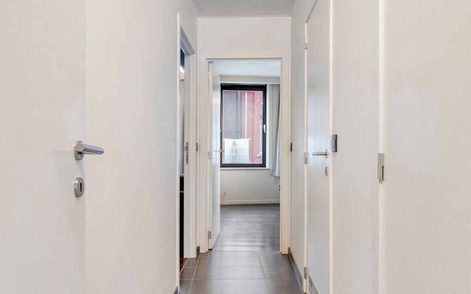 Appartement clé en main avec terrasse et garage au cœur de Ninove.Vous recherchez un appartement clé en main idéalement situé à Ninove ? Cette offre de Leemans Real Estate mérite toute votre attention.Ce charmant appartement, en excellent état, se