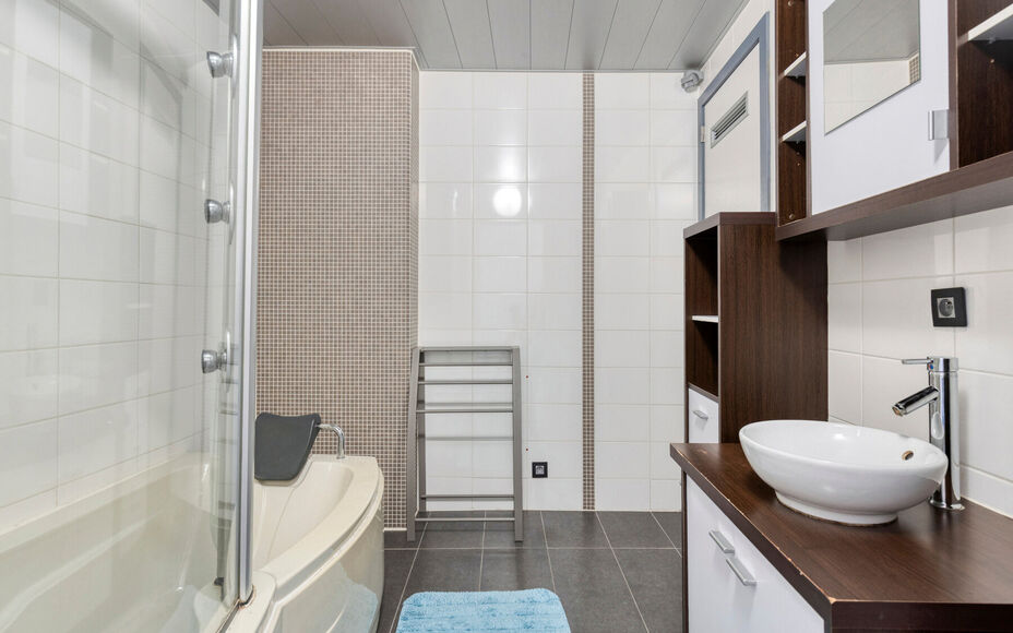 Appartement clé en main avec terrasse et garage au cœur de Ninove.Vous recherchez un appartement clé en main idéalement situé à Ninove ? Cette offre de Leemans Real Estate mérite toute votre attention.Ce charmant appartement, en excellent état, se