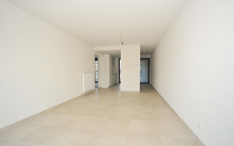 LEEMANS IMMOBILIËN biedt volgend nieuwbouwappartement te huur aan, gelegen op een toplocatie in het centrum van Asse / zijde Kerk. 

Op zoek naar een zéér gezellig appartement op wandelafstand van de Sint-Martinuskerk, de markt van Asse en de winkelstr