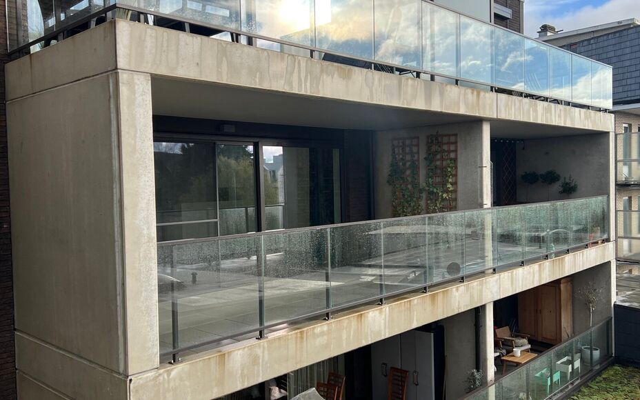 LEEMANS IMMOBILIËN biedt volgend nieuwbouwappartement te huur aan, gelegen op een toplocatie nabij het centrum van Asse.  

Op zoek naar een zéér gezellig appartement op wandelafstand van de Sint-Martinuskerk, de markt van Asse en de winkelstraten? 

D