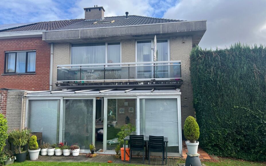 Appartements à usage multiple à vendre à Asse