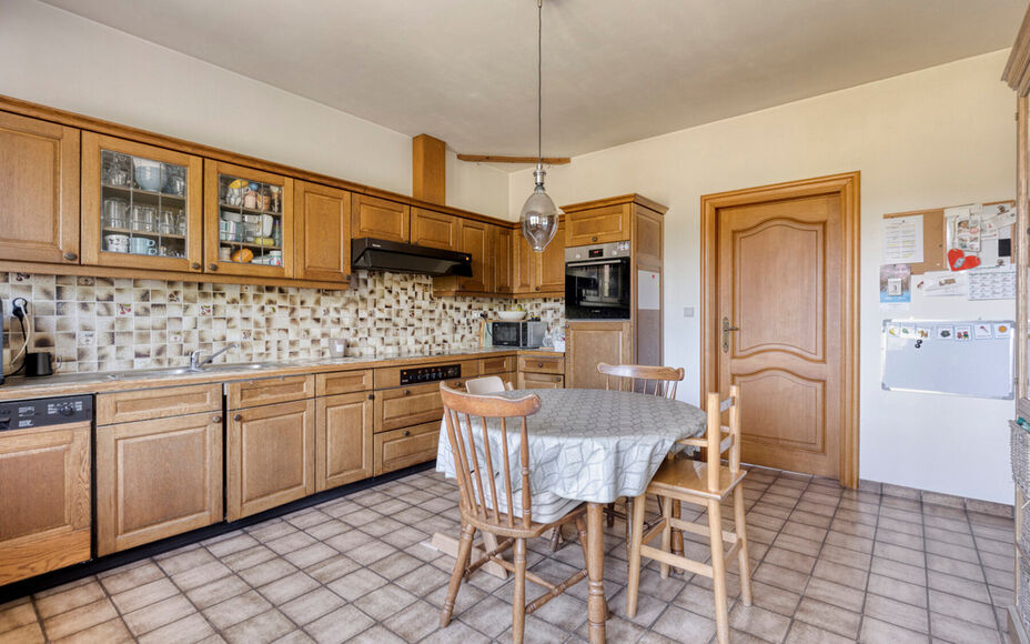 Bien exceptionnel à vendre à Asse