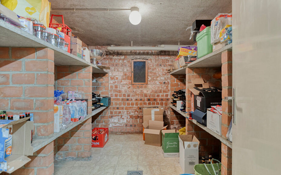 Bien exceptionnel à vendre à Asse