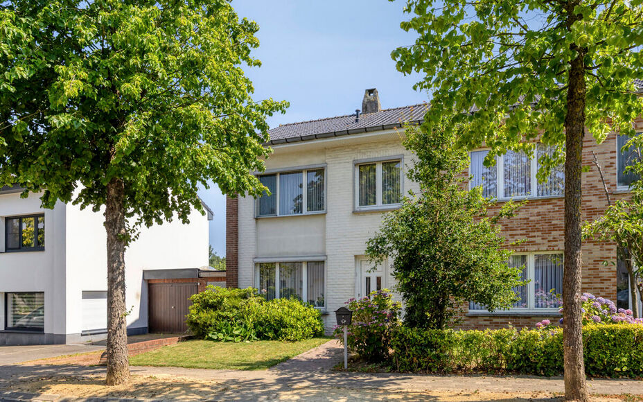 Maison unifamiliale à vendre à Asse