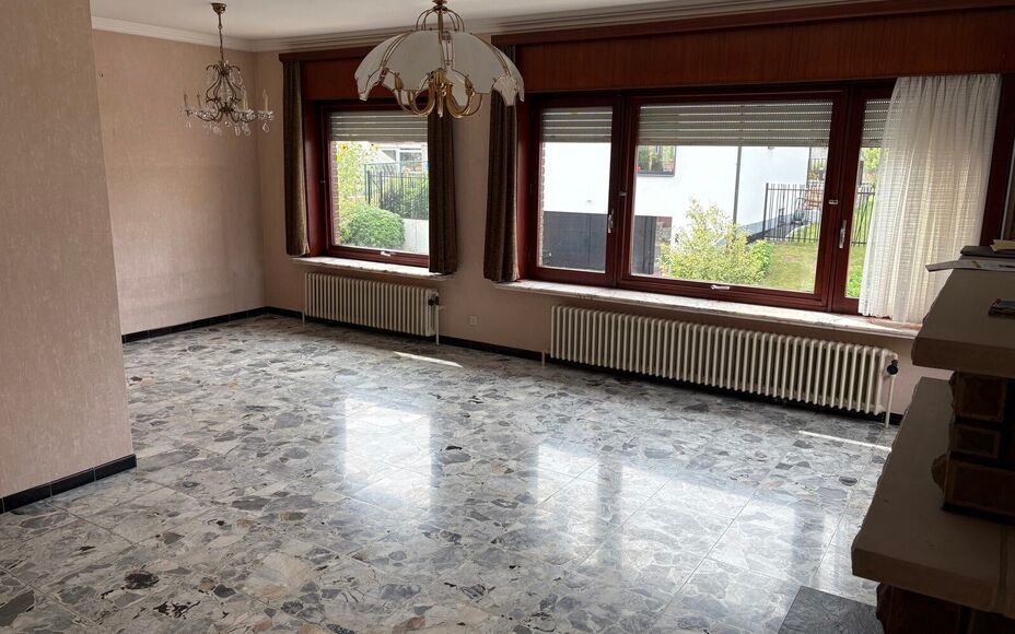 Maison unifamiliale à vendre à Asse