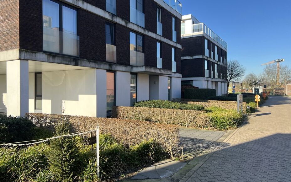 LEEMANS IMMOBILIEN vous présente un emplacement de parking souterrain à louer à Wolvertem (commune de Meise) ! 

L'emplacement de parking (n° 2) se trouve dans la résidence 'Zita', située à Moerhof 1, 1861 Wolvertem. Situé à quelques pas du centr