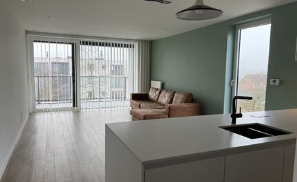 LEEMANS immobiliën propose à la location l'appartement suivant, nouvellement construit, situé à un excellent emplacement dans le centre d'Asse / côté Gildehof.

Vous cherchez un appartement spacieux et agréable à quelques pas de l'église (50m), d
